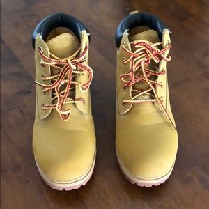 Children’s size 3 boots